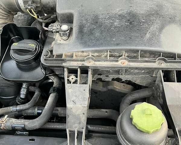 Белый Фольксваген Крафтер, объемом двигателя 2 л и пробегом 290 тыс. км за 13700 $, фото 31 на Automoto.ua