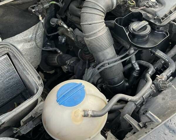 Белый Фольксваген Крафтер, объемом двигателя 2 л и пробегом 290 тыс. км за 13700 $, фото 18 на Automoto.ua