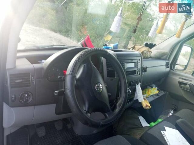 Белый Фольксваген Крафтер, объемом двигателя 2 л и пробегом 290 тыс. км за 13900 $, фото 6 на Automoto.ua