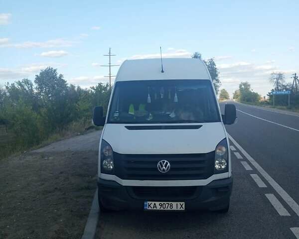Белый Фольксваген Крафтер, объемом двигателя 2 л и пробегом 290 тыс. км за 13900 $, фото 2 на Automoto.ua