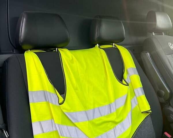 Белый Фольксваген Крафтер, объемом двигателя 2 л и пробегом 290 тыс. км за 13700 $, фото 26 на Automoto.ua