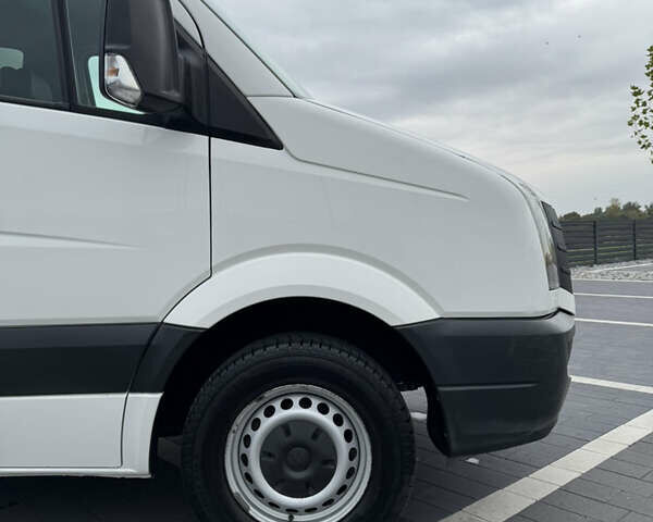 Фольксваген Крафтер 2015 в Мукачеве на Automoto.ua Белый Фольксваген Крафтер, объемом двигателя 2 л и пробегом 309 тыс. км за 14800 $, фото 19 на Automoto.ua