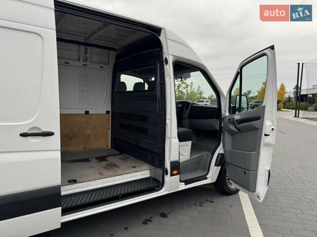 Фольксваген Крафтер 2015 в Мукачеве на Automoto.ua Белый Фольксваген Крафтер, объемом двигателя 2 л и пробегом 309 тыс. км за 14800 $, фото 41 на Automoto.ua