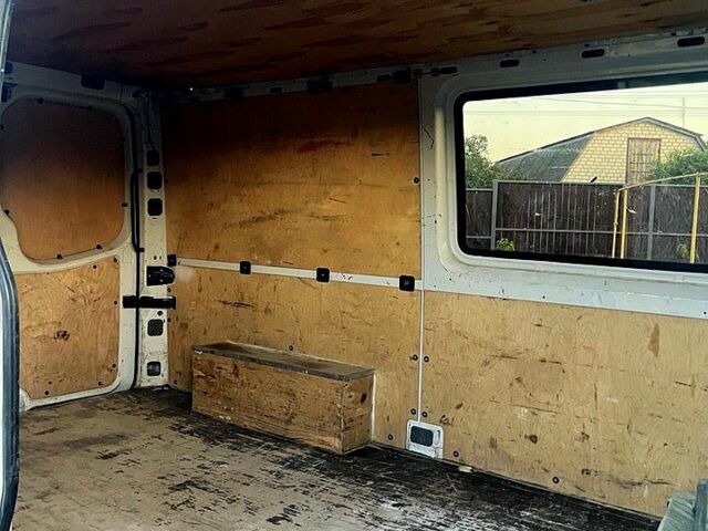 Білий Фольксваген Крафтєр, об'ємом двигуна 2 л та пробігом 327 тис. км за 14200 $, фото 6 на Automoto.ua