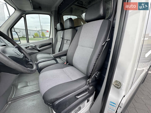 Фольксваген Крафтер 2015 в Мукачеве на Automoto.ua Белый Фольксваген Крафтер, объемом двигателя 2 л и пробегом 309 тыс. км за 14800 $, фото 29 на Automoto.ua