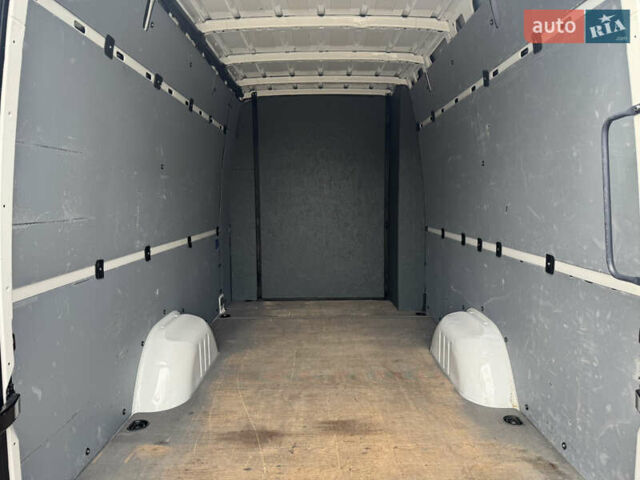 Белый Фольксваген Крафтер, объемом двигателя 2 л и пробегом 264 тыс. км за 18000 $, фото 32 на Automoto.ua