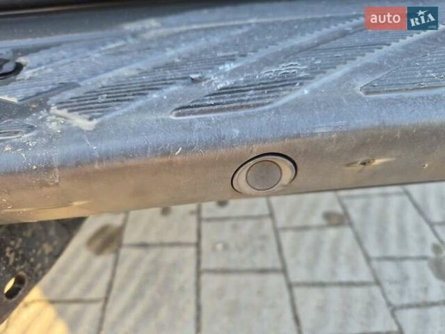 Белый Фольксваген Крафтер, объемом двигателя 2 л и пробегом 175 тыс. км за 15999 $, фото 32 на Automoto.ua