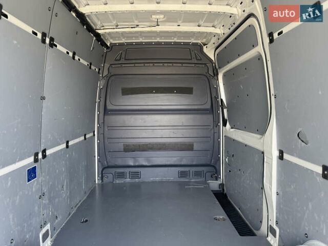 Білий Фольксваген Крафтєр, об'ємом двигуна 2 л та пробігом 230 тис. км за 15400 $, фото 32 на Automoto.ua