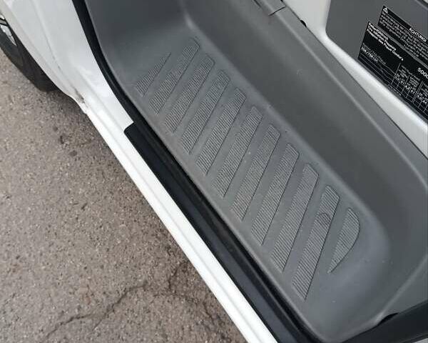 Белый Фольксваген Крафтер, объемом двигателя 2 л и пробегом 169 тыс. км за 19900 $, фото 24 на Automoto.ua