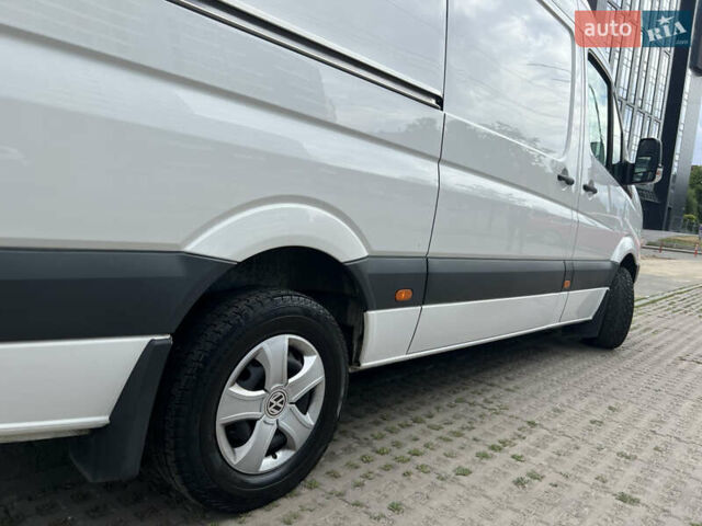 Белый Фольксваген Крафтер, объемом двигателя 1.97 л и пробегом 257 тыс. км за 17000 $, фото 8 на Automoto.ua