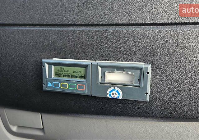 Белый Фольксваген Крафтер, объемом двигателя 2 л и пробегом 130 тыс. км за 26900 $, фото 34 на Automoto.ua