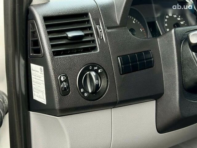 Белый Фольксваген Крафтер, объемом двигателя 2 л и пробегом 217 тыс. км за 19999 $, фото 22 на Automoto.ua