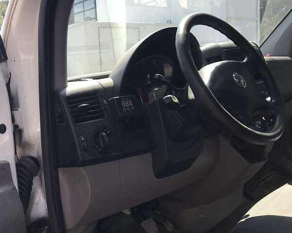 Білий Фольксваген Крафтєр, об'ємом двигуна 1.97 л та пробігом 2 тис. км за 13000 $, фото 3 на Automoto.ua