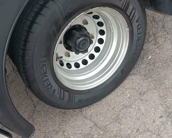 Белый Фольксваген Крафтер, объемом двигателя 2 л и пробегом 169 тыс. км за 19900 $, фото 7 на Automoto.ua