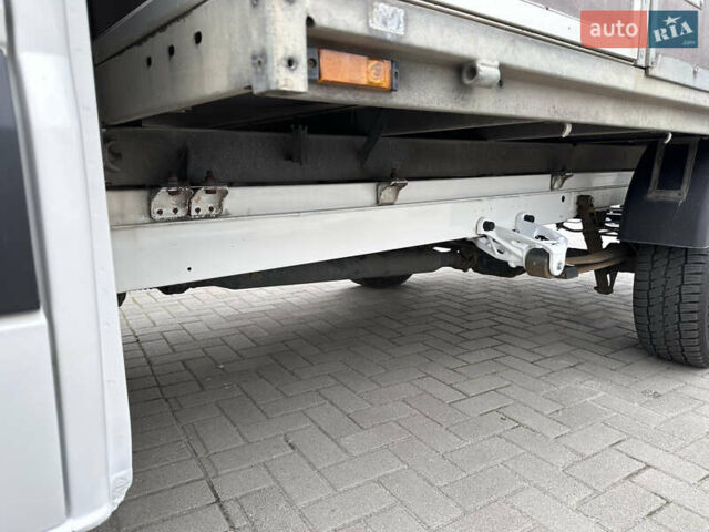 Белый Фольксваген Крафтер, объемом двигателя 2 л и пробегом 154 тыс. км за 19600 $, фото 20 на Automoto.ua