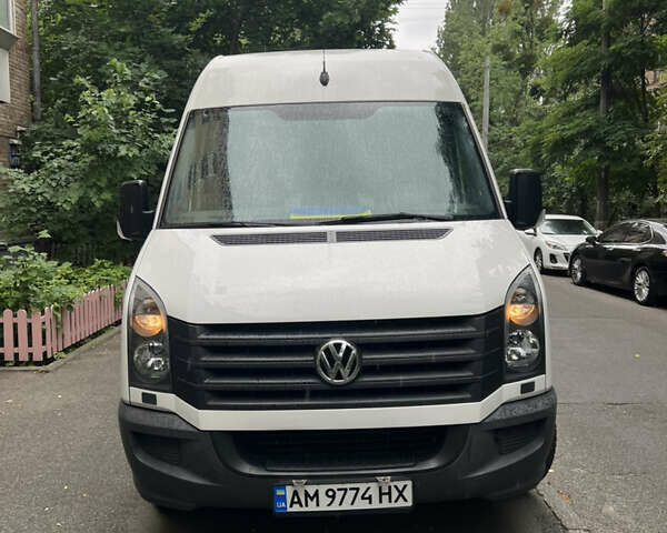 Белый Фольксваген Крафтер, объемом двигателя 1.97 л и пробегом 257 тыс. км за 17000 $, фото 1 на Automoto.ua