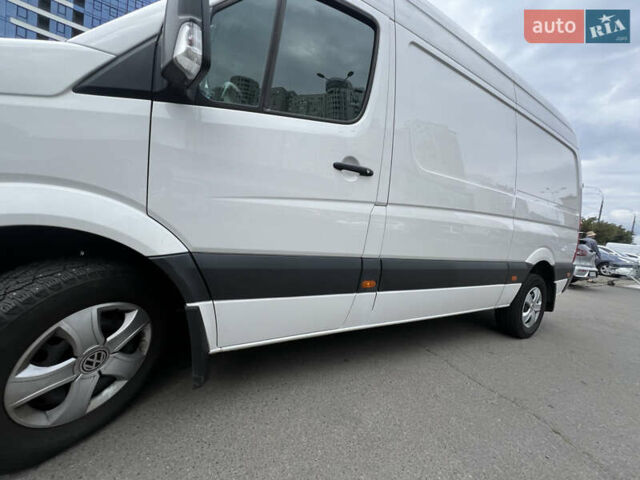 Белый Фольксваген Крафтер, объемом двигателя 1.97 л и пробегом 257 тыс. км за 17000 $, фото 4 на Automoto.ua