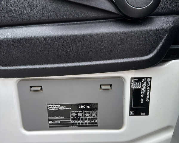 Белый Фольксваген Крафтер, объемом двигателя 2 л и пробегом 154 тыс. км за 19600 $, фото 27 на Automoto.ua