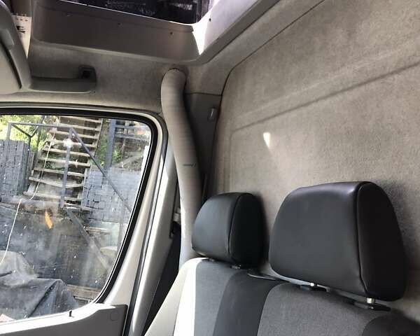 Білий Фольксваген Крафтєр, об'ємом двигуна 1.97 л та пробігом 2 тис. км за 13000 $, фото 9 на Automoto.ua