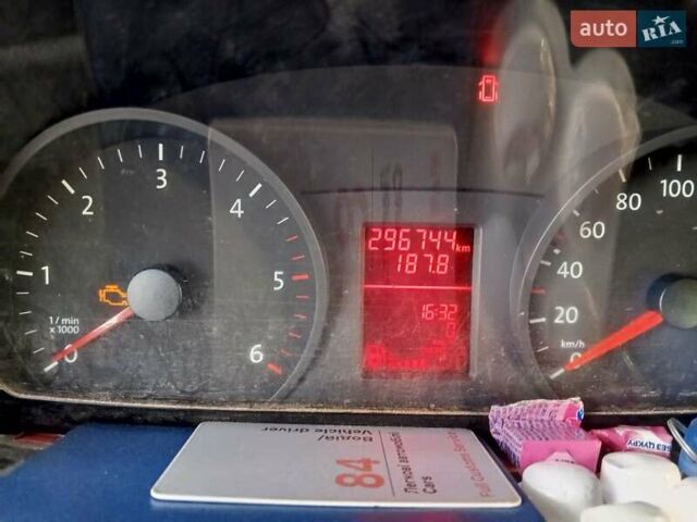 Білий Фольксваген Крафтєр, об'ємом двигуна 0 л та пробігом 312 тис. км за 16000 $, фото 15 на Automoto.ua