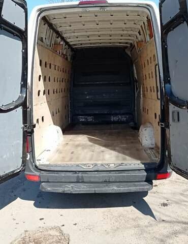 Білий Фольксваген Крафтєр, об'ємом двигуна 2 л та пробігом 310 тис. км за 13000 $, фото 5 на Automoto.ua