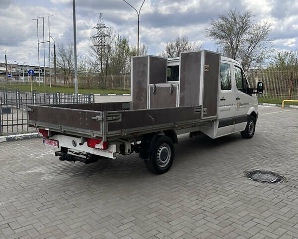 Белый Фольксваген Крафтер, объемом двигателя 2 л и пробегом 154 тыс. км за 19600 $, фото 11 на Automoto.ua