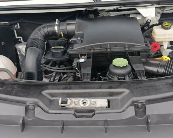 Белый Фольксваген Крафтер, объемом двигателя 2 л и пробегом 169 тыс. км за 19900 $, фото 30 на Automoto.ua