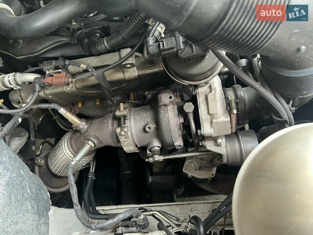 Белый Фольксваген Крафтер, объемом двигателя 1.97 л и пробегом 257 тыс. км за 17000 $, фото 19 на Automoto.ua