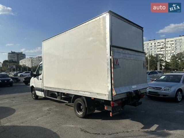 Белый Фольксваген Крафтер, объемом двигателя 1.97 л и пробегом 263 тыс. км за 18800 $, фото 2 на Automoto.ua