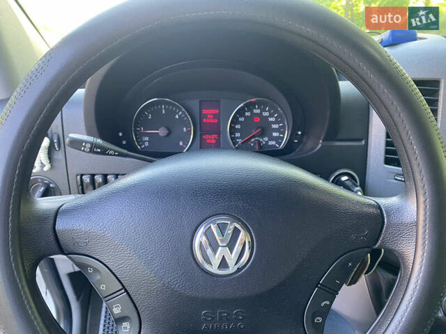 Белый Фольксваген Крафтер, объемом двигателя 1.97 л и пробегом 360 тыс. км за 20000 $, фото 8 на Automoto.ua