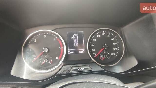 Белый Фольксваген Крафтер, объемом двигателя 1.97 л и пробегом 230 тыс. км за 16600 $, фото 9 на Automoto.ua
