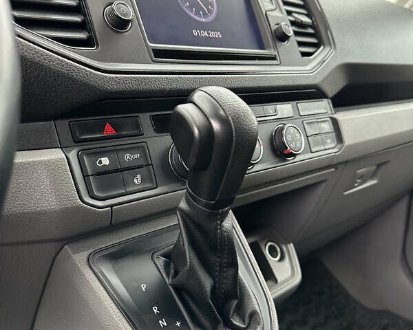 Белый Фольксваген Крафтер, объемом двигателя 2 л и пробегом 273 тыс. км за 22500 $, фото 16 на Automoto.ua