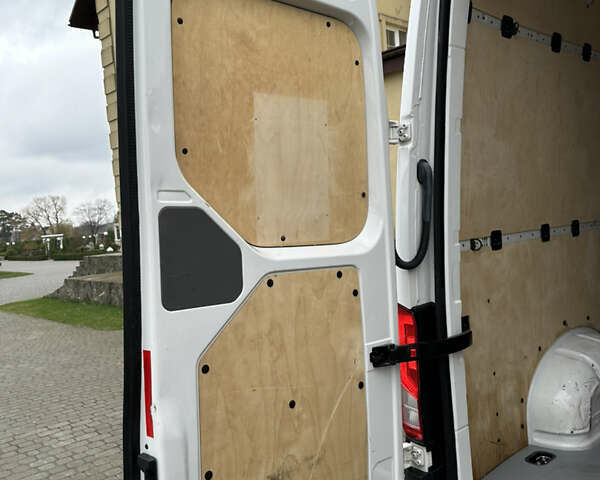 Белый Фольксваген Крафтер, объемом двигателя 2 л и пробегом 273 тыс. км за 22500 $, фото 26 на Automoto.ua