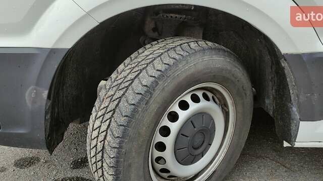 Белый Фольксваген Крафтер, объемом двигателя 1.97 л и пробегом 282 тыс. км за 19500 $, фото 28 на Automoto.ua