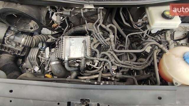 Белый Фольксваген Крафтер, объемом двигателя 1.97 л и пробегом 282 тыс. км за 19500 $, фото 24 на Automoto.ua