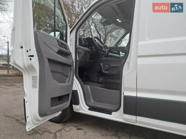 Белый Фольксваген Крафтер, объемом двигателя 1.97 л и пробегом 220 тыс. км за 23000 $, фото 38 на Automoto.ua