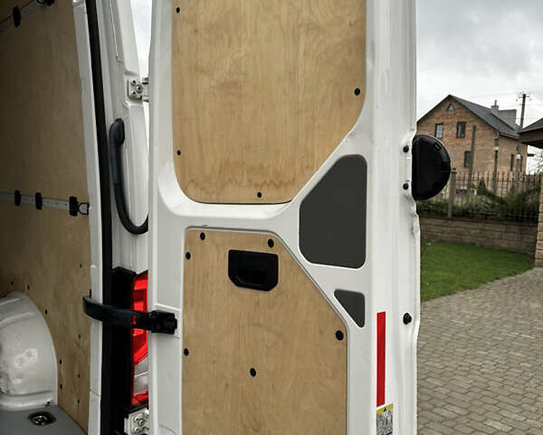 Белый Фольксваген Крафтер, объемом двигателя 2 л и пробегом 273 тыс. км за 22500 $, фото 27 на Automoto.ua