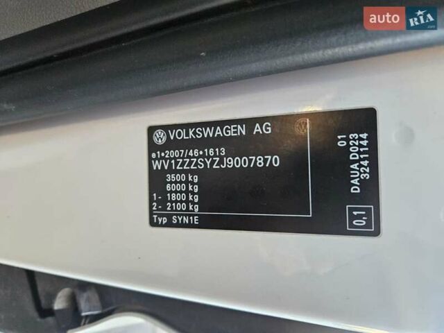Белый Фольксваген Крафтер, объемом двигателя 2 л и пробегом 372 тыс. км за 17200 $, фото 11 на Automoto.ua
