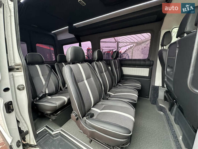 Белый Фольксваген Крафтер, объемом двигателя 1.97 л и пробегом 299 тыс. км за 25999 $, фото 34 на Automoto.ua