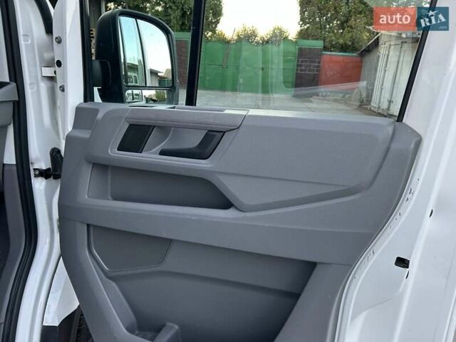 Белый Фольксваген Крафтер, объемом двигателя 1.97 л и пробегом 121 тыс. км за 21500 $, фото 23 на Automoto.ua