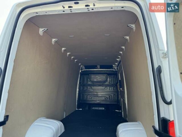 Белый Фольксваген Крафтер, объемом двигателя 1.97 л и пробегом 172 тыс. км за 26500 $, фото 53 на Automoto.ua