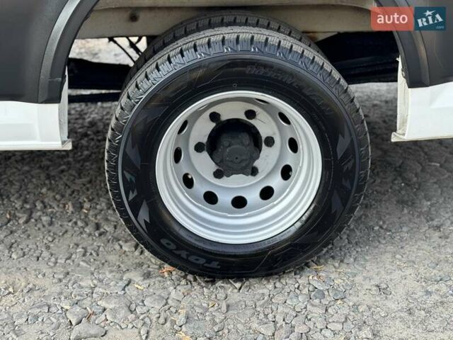 Белый Фольксваген Крафтер, объемом двигателя 1.97 л и пробегом 172 тыс. км за 26500 $, фото 24 на Automoto.ua