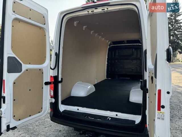 Белый Фольксваген Крафтер, объемом двигателя 1.97 л и пробегом 172 тыс. км за 26500 $, фото 60 на Automoto.ua