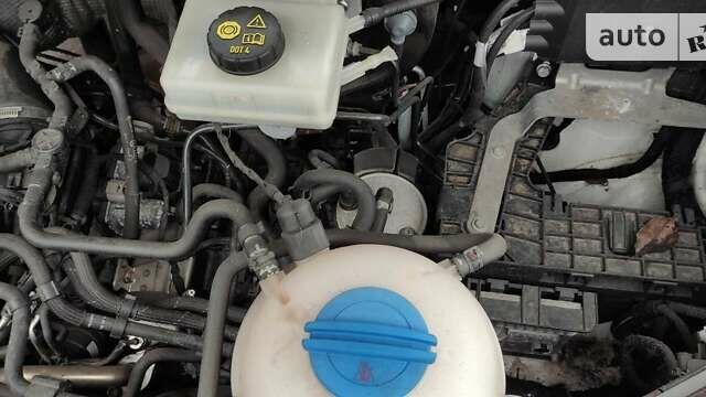 Білий Фольксваген Крафтєр, об'ємом двигуна 1.97 л та пробігом 281 тис. км за 18500 $, фото 31 на Automoto.ua