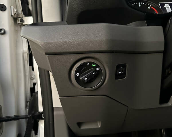 Фольксваген Крафтер 2018 в Мукачеве на Automoto.ua Белый Фольксваген Крафтер, объемом двигателя 1.97 л и пробегом 358 тыс. км за 18999 $, фото 28 на Automoto.ua