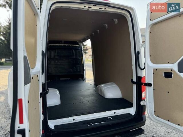 Белый Фольксваген Крафтер, объемом двигателя 1.97 л и пробегом 172 тыс. км за 26500 $, фото 63 на Automoto.ua