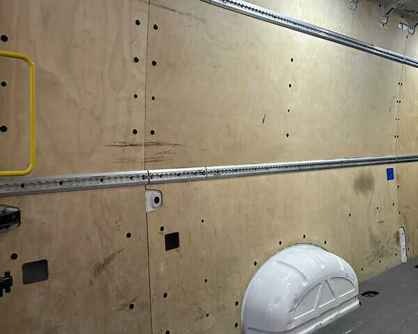 Фольксваген Крафтер 2018 в Мукачеве на Automoto.ua Белый Фольксваген Крафтер, объемом двигателя 1.97 л и пробегом 358 тыс. км за 18999 $, фото 33 на Automoto.ua