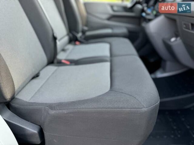 Белый Фольксваген Крафтер, объемом двигателя 1.97 л и пробегом 172 тыс. км за 26500 $, фото 70 на Automoto.ua