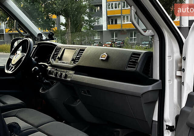 Белый Фольксваген Крафтер, объемом двигателя 1.97 л и пробегом 306 тыс. км за 22000 $, фото 20 на Automoto.ua