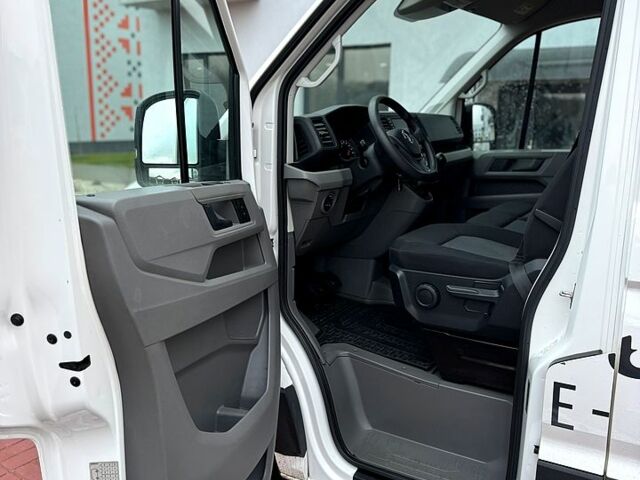 Белый Фольксваген Крафтер, объемом двигателя 2 л и пробегом 289 тыс. км за 19700 $, фото 3 на Automoto.ua